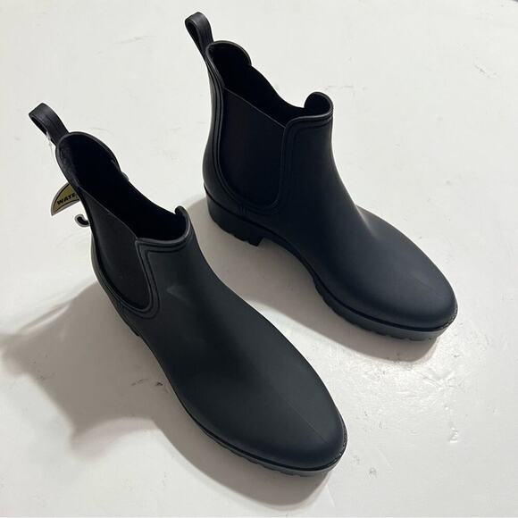 Jeffrey Campbell Hydra Black Matte Chelsea Booties - Picture 5 of 12